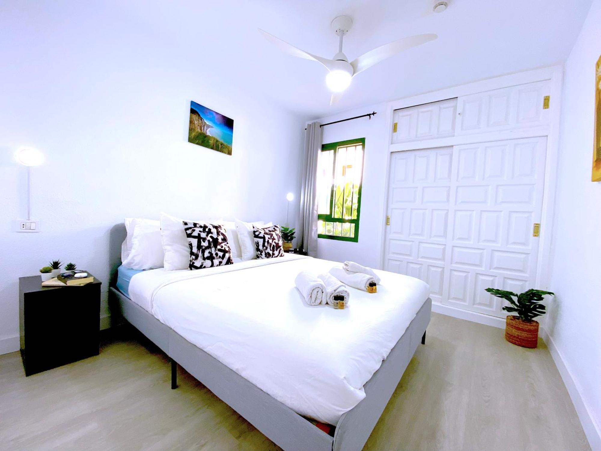 Tropicalidays Sunset Palm Apartment Коста дел Силенцио Екстериор снимка